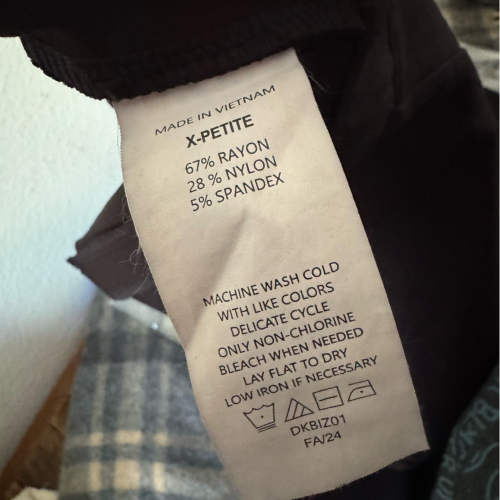 Quince NEW Ultra Stretch Pointe Bootcut Pants Chic Black Workwear XL 28 Inseam - Picture 7 of 10